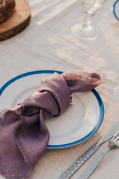 Mustard linen napkins set with tassels